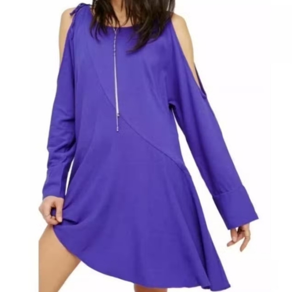 FREE PEOPLE. Size S/P.  Cold-Shoulder Purple Long-Sleeve Tunic Swing Dress. $18 - Picture 8 of 16